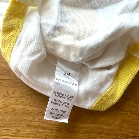 Winner the Pooh costume, sleeper onesie and tank top bundle - Picture 13 of 13